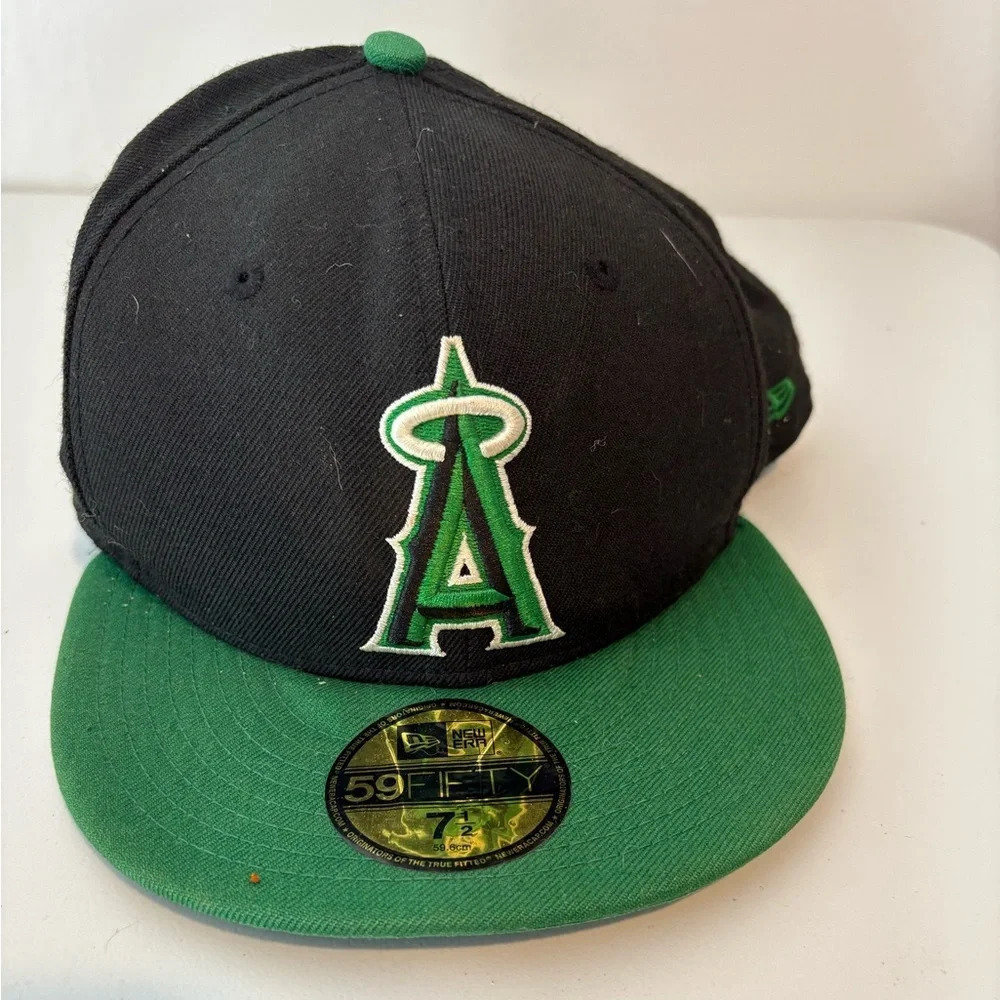 Los Angeles New Era 59 FIFTY cap in black and green Size 7 1/2